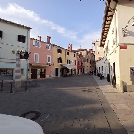 Apartma Ana Koper Buitenkant foto