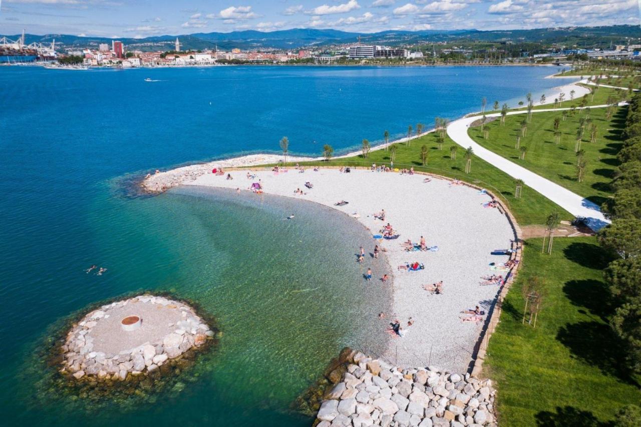 Apartma Ana Koper Buitenkant foto