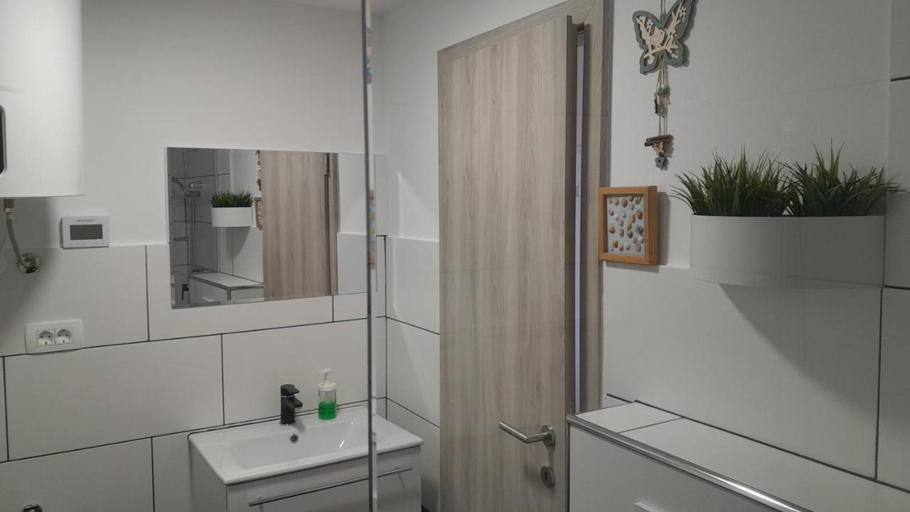 Apartma Ana Koper Buitenkant foto