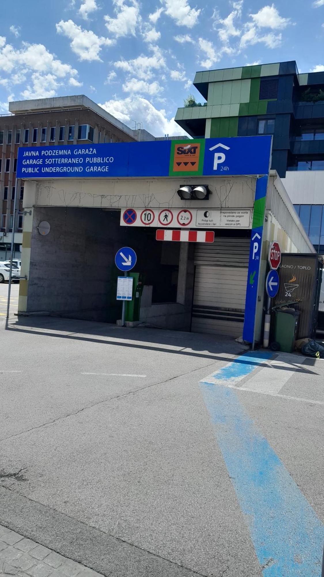 Apartma Ana Koper Buitenkant foto